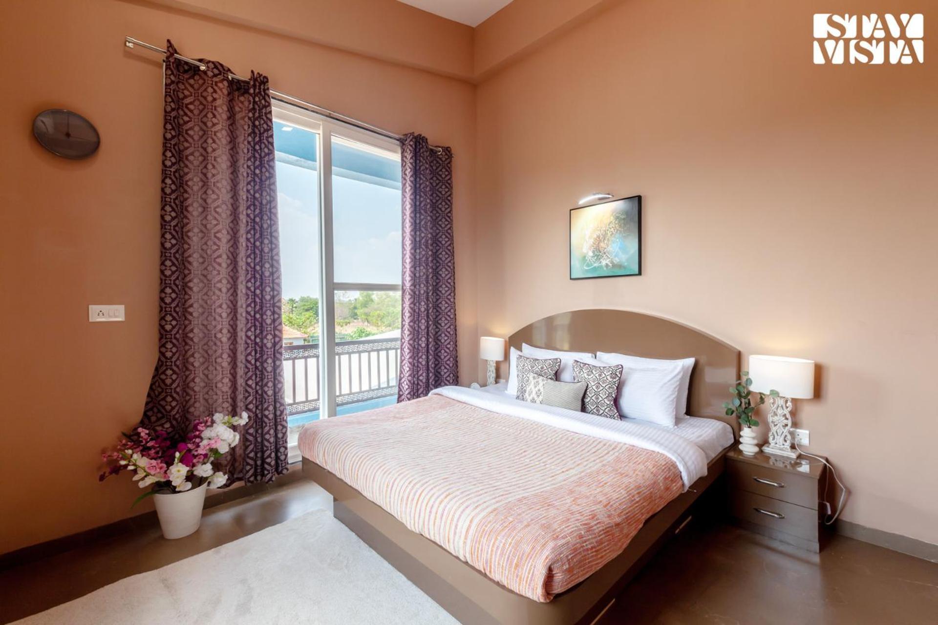 Stayvista'S Hillside Meadows - Mountainside Retreat With Farm View, Pool & Deck, Lawn & Gazebo Chinchavli Exterior foto