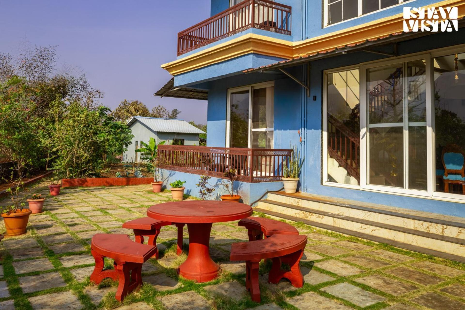 Stayvista'S Hillside Meadows - Mountainside Retreat With Farm View, Pool & Deck, Lawn & Gazebo Chinchavli Exterior foto